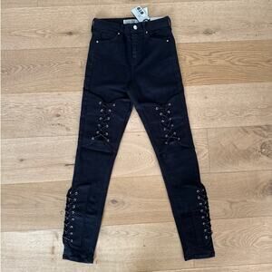 Topshop - Jamie Moto Corset Leg Jeans in Black